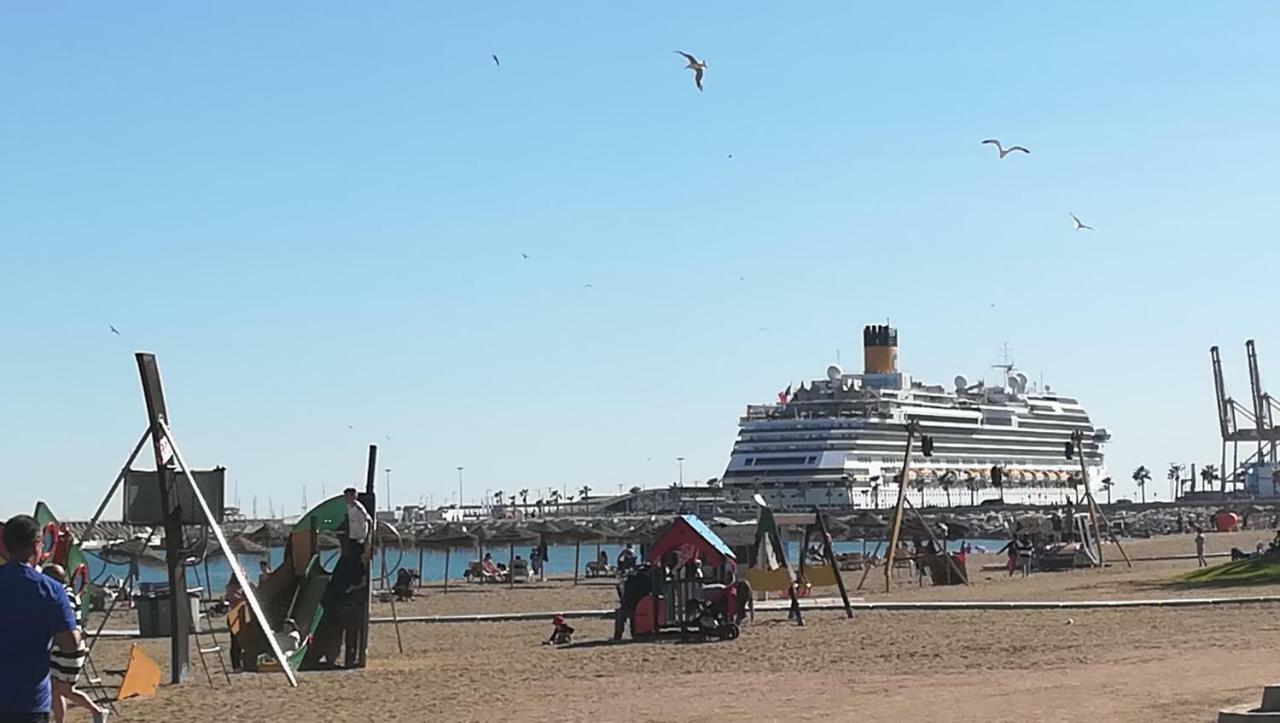 Costa Del Sol Primera Linea De Playa Malagueta Malaga Exterior photo